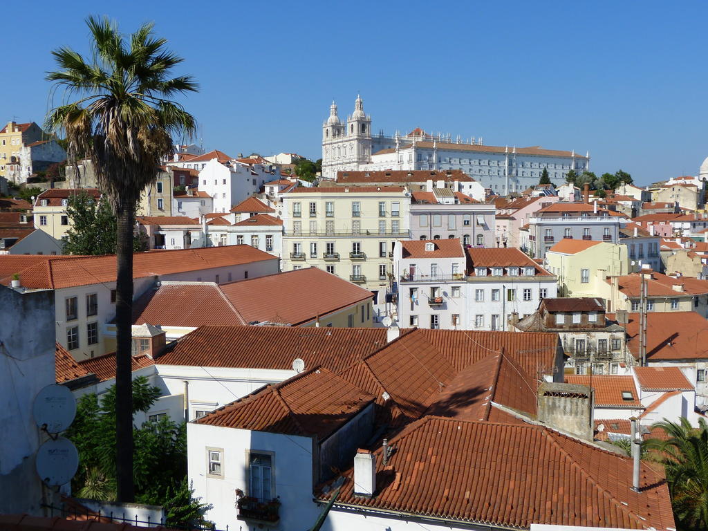 Bairrus Lisbon Apartments - Alfama Екстериор снимка